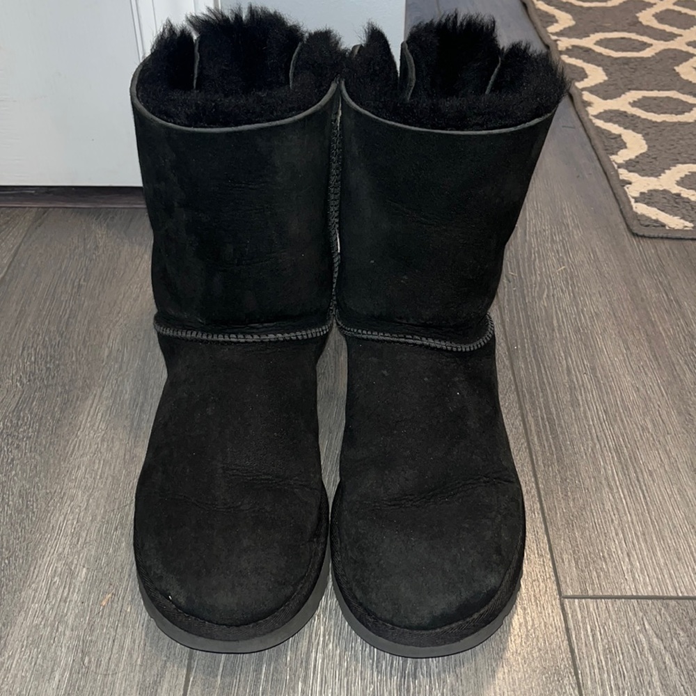 Black Ugg Boots W Bowties